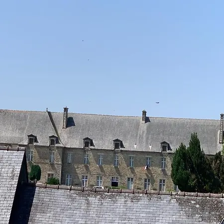 La Maison Des Légendes